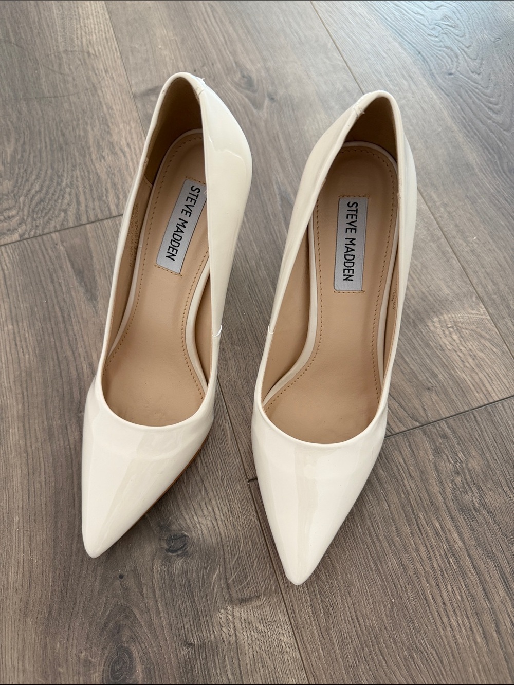 Steve Madden Patent Pointed-Toe Pumps in Cream